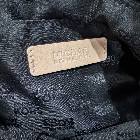 Michael Kors black tote shoulder bag. Black pebbled leather with tan handles. - Picture 5 of 6